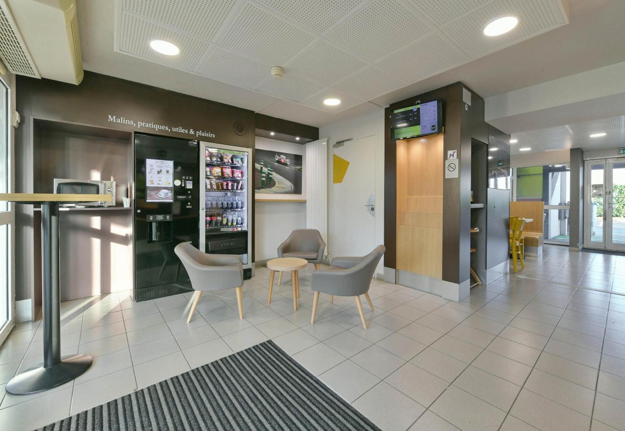 B&B Hotel Le Mans Sud Arnage Bagian luar foto