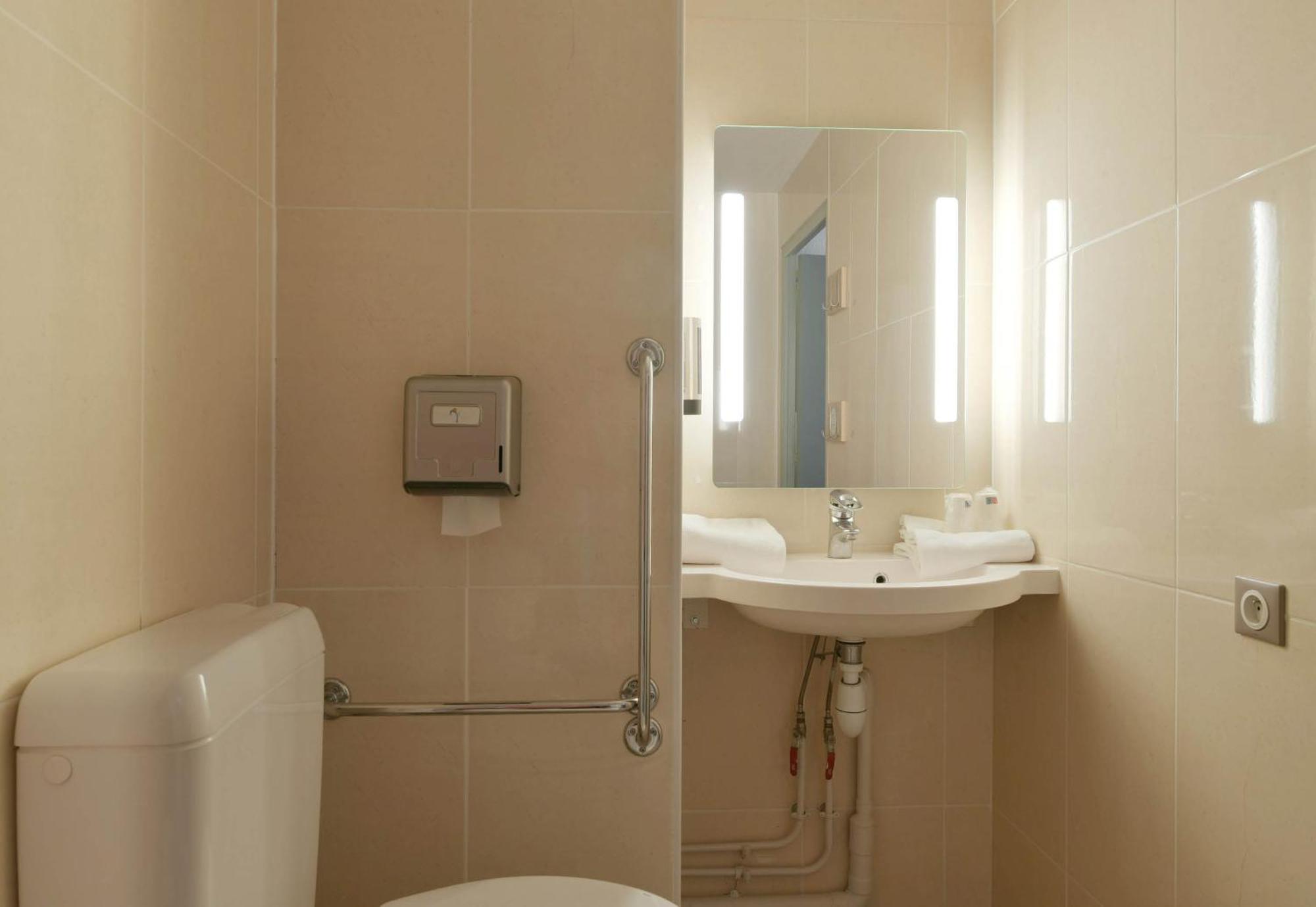 B&B Hotel Le Mans Sud Arnage Bagian luar foto